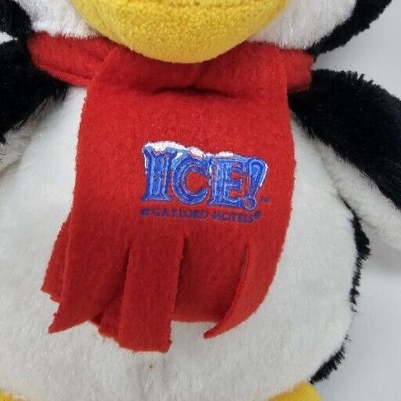 Gaylord Hotel  Ice Show PENGUIN 2015 Red Scarf Plush Stuffed Animal - Picture 2 of 13